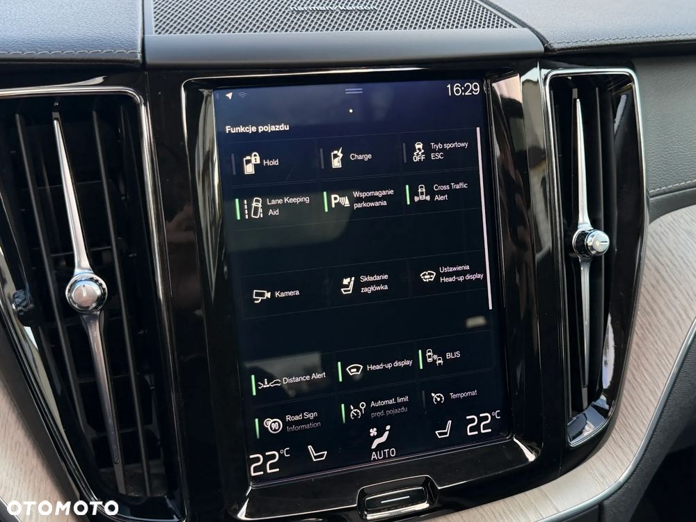 Volvo XC 60 T8 AWD Plug-In Hybrid Inscription - 19