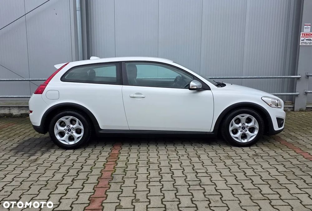 Volvo C30 D2 DRIVe R-Design Start-Stop - 5