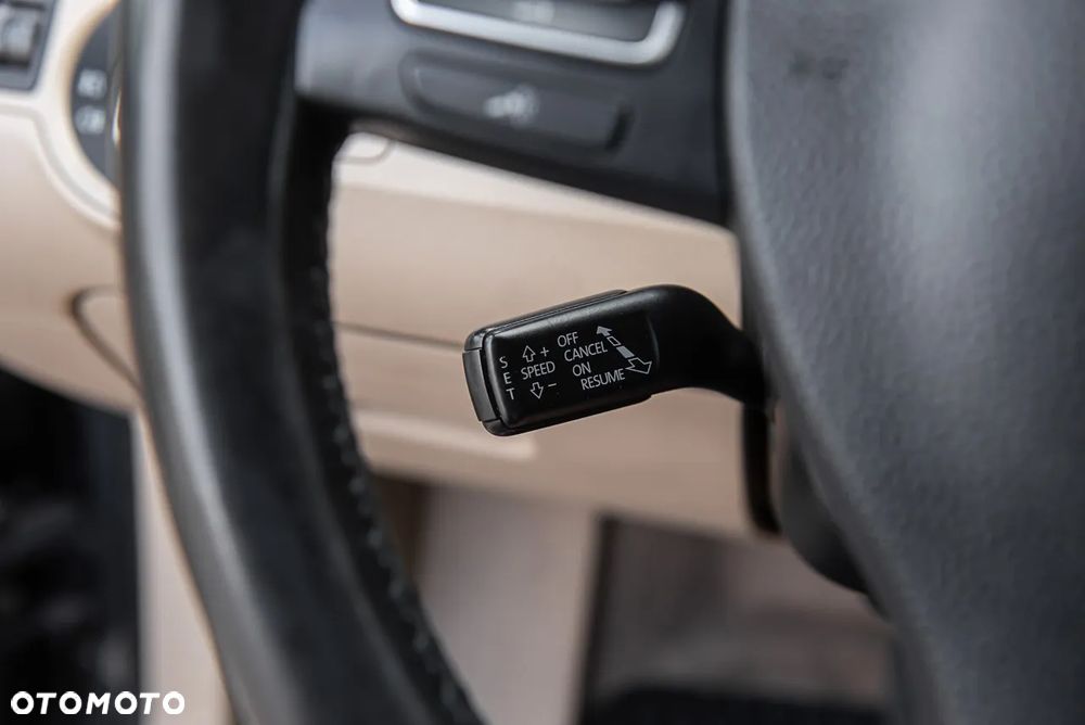Volkswagen Passat 1.4 TSI DSG BlueMotion Technology Highline - 21