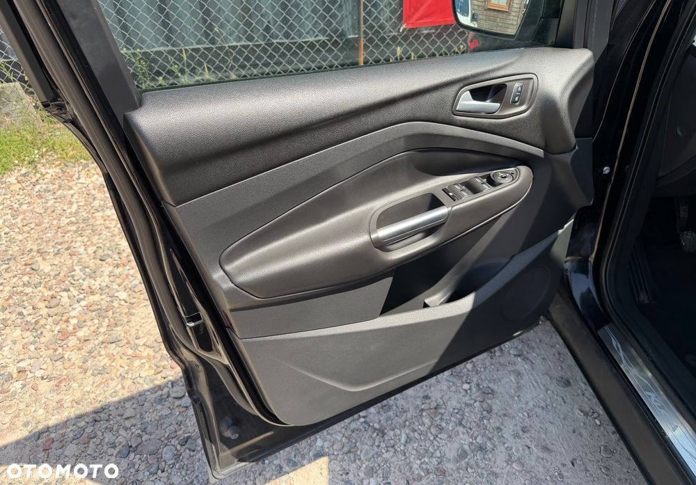Ford Kuga - 19