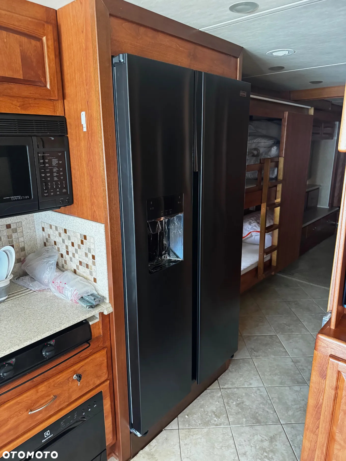 Inny Holiday Rambler Neptune 40 PBT - 22
