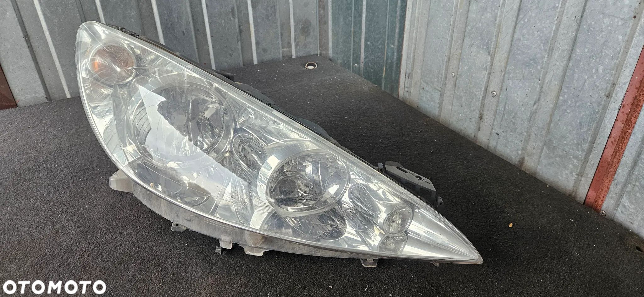 Lampa przednia prawa przód reflektor prawy peugeot 308 (EUROPA) - 1