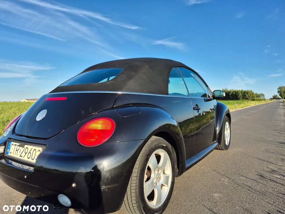 Volkswagen New Beetle - 4