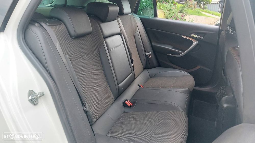 Opel Insignia Sports Tourer 2.0 CDTi Cosmo - 15