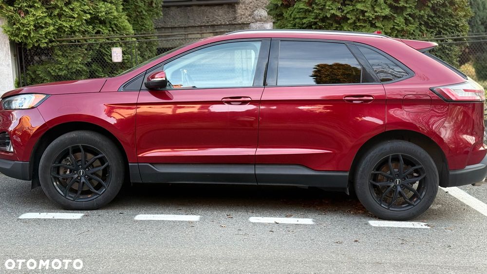 Ford Edge - 4