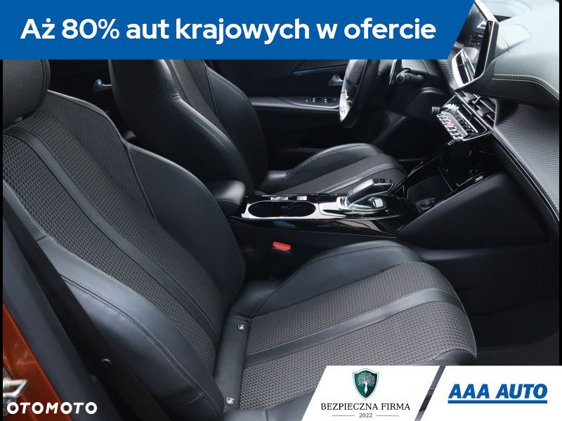 Peugeot 2008 - 10