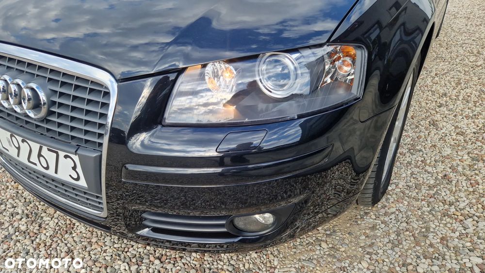 Audi A3 Sportback 1.6 FSI Attraction - 25