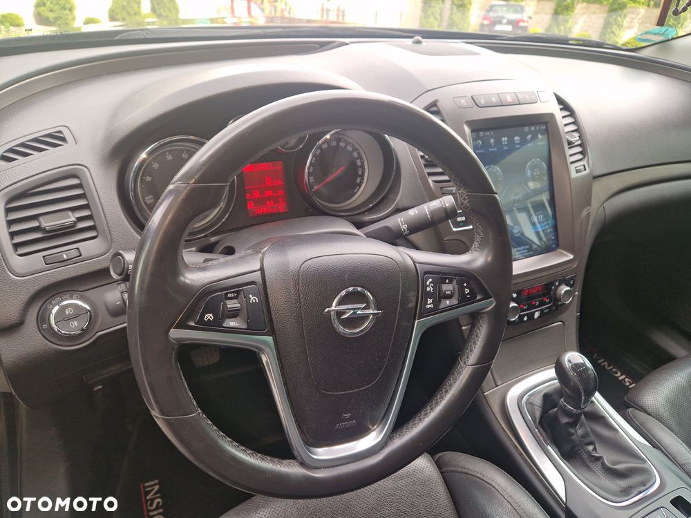 Opel Insignia 1.4 T Cosmo S&S - 8