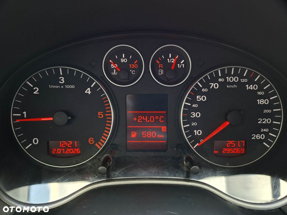 Audi A3 Sportback 2.0 TDI DPF Ambiente - 10
