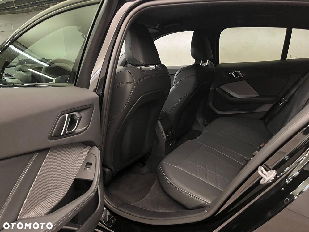 BMW Seria 1 M135 xDrive - 30