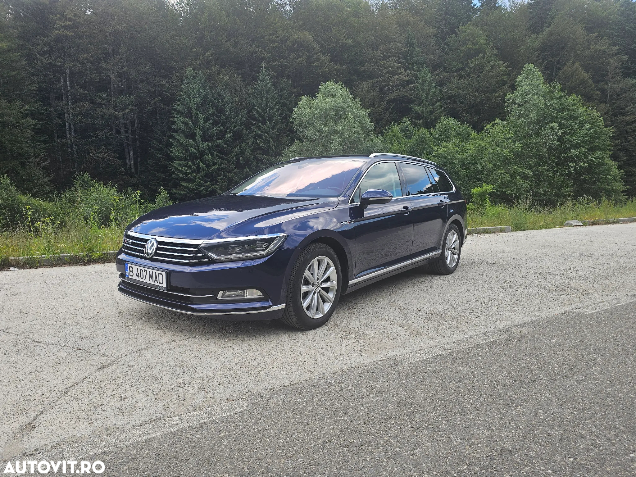 Volkswagen Passat Variant 2.0 TDI DSG 4Motion Highline - 18