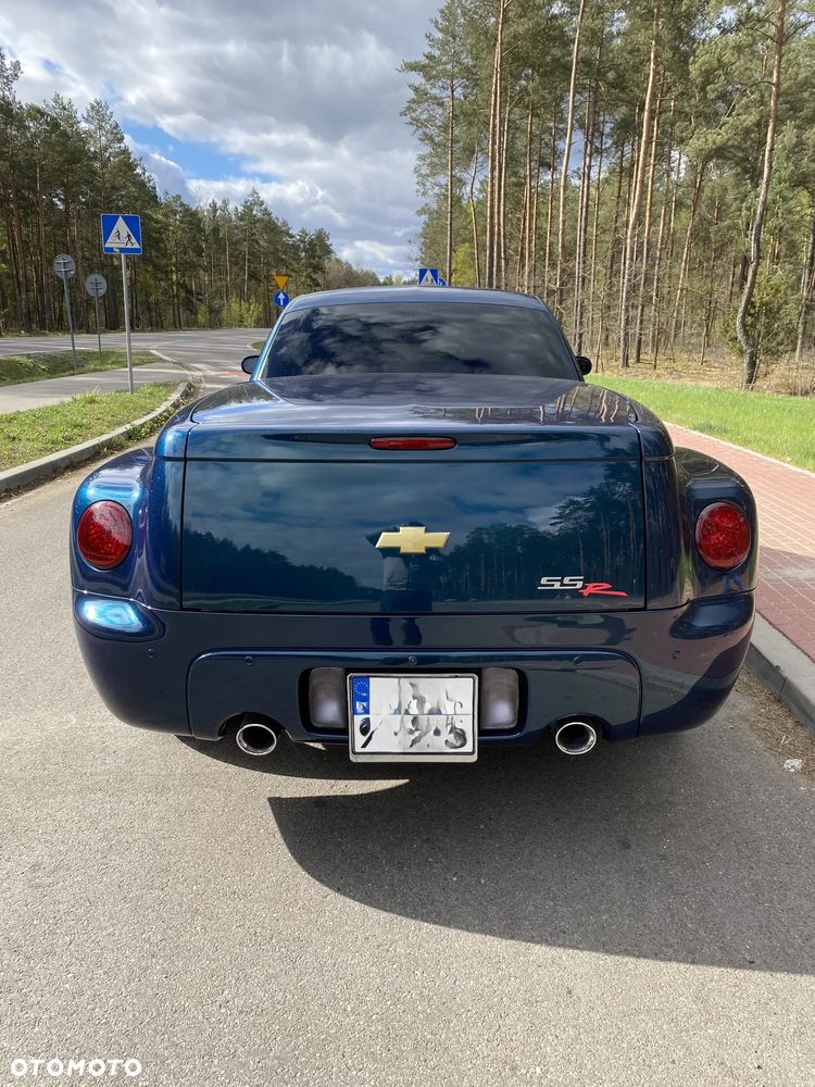 Chevrolet SSR - 5