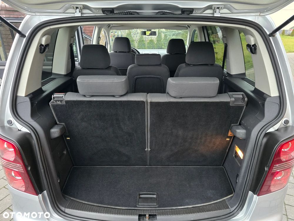 Volkswagen Touran 1.6 United - 23