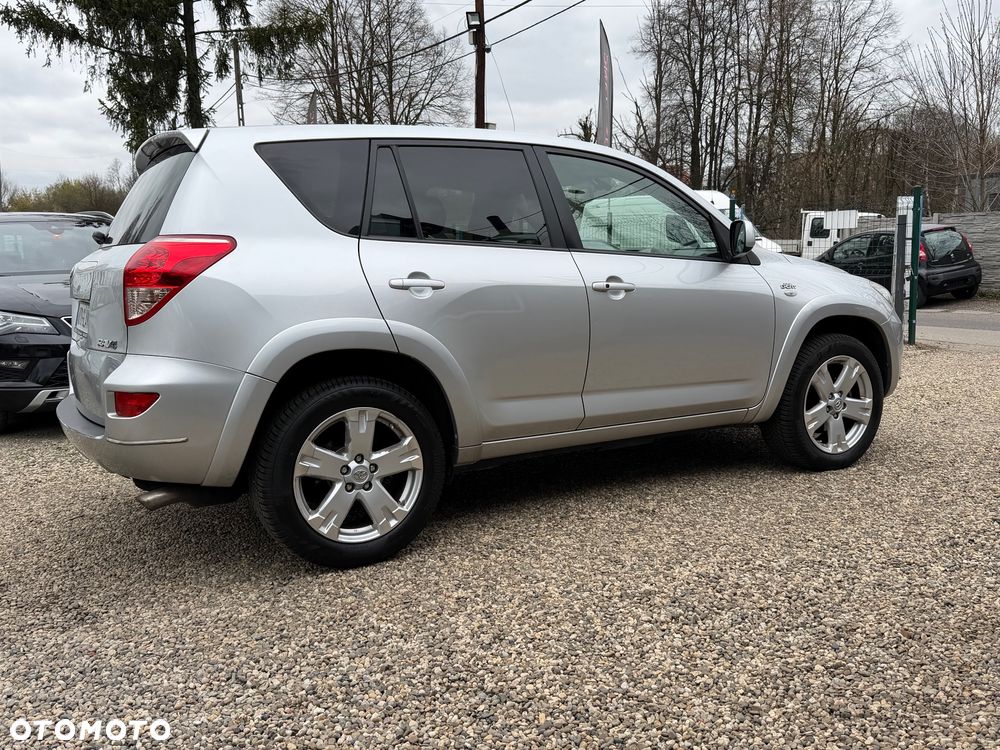 Toyota RAV4 2.2 D-CAT 4x4 Executive - 28