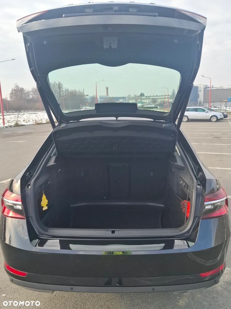 Skoda Superb 2.0 TDI SCR Ambition DSG - 5