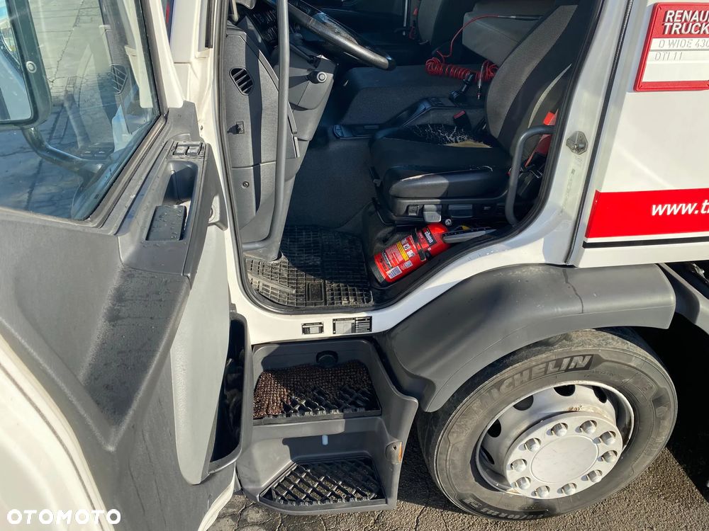 Renault D-WIDE + LOHR EUROLOHR - 26
