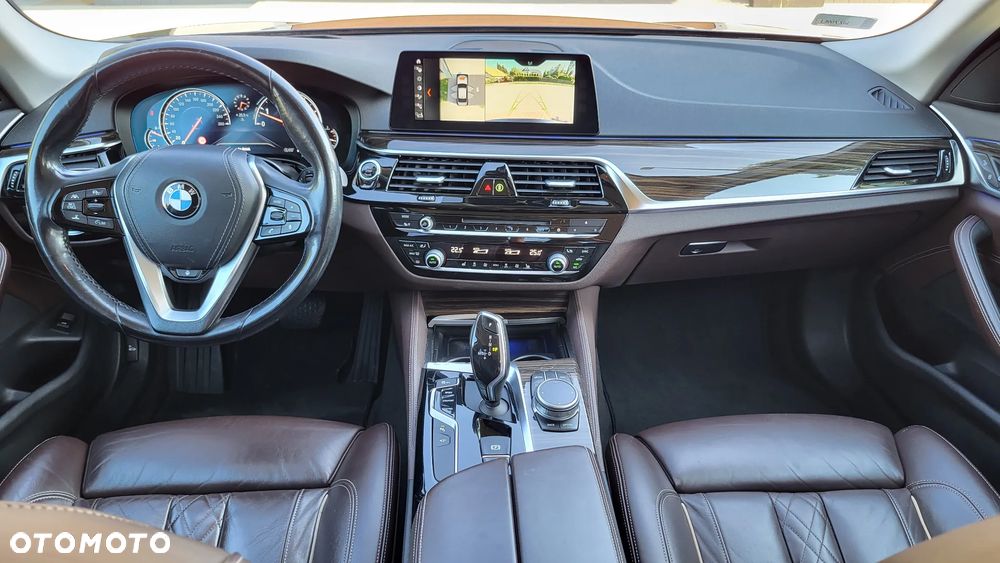 BMW Seria 5 530i xDrive Luxury Line - 8