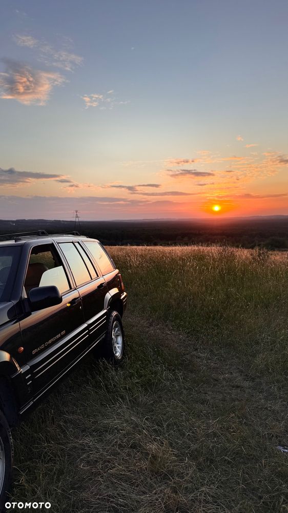 Jeep Grand Cherokee 5.2 Limited - 13