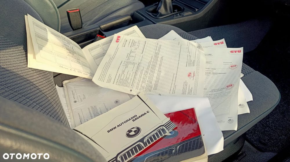 BMW Seria 3 318i - 37