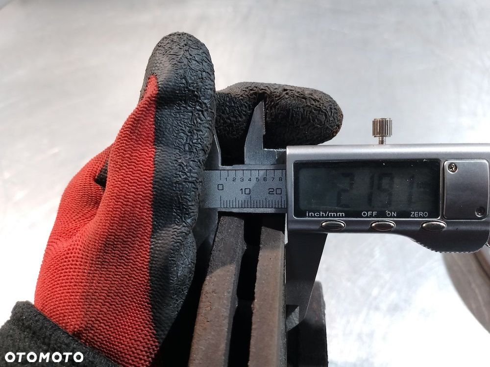 TARCZE HAMULCOWE PRZÓD SKODA FABIA I 1.2 - 2