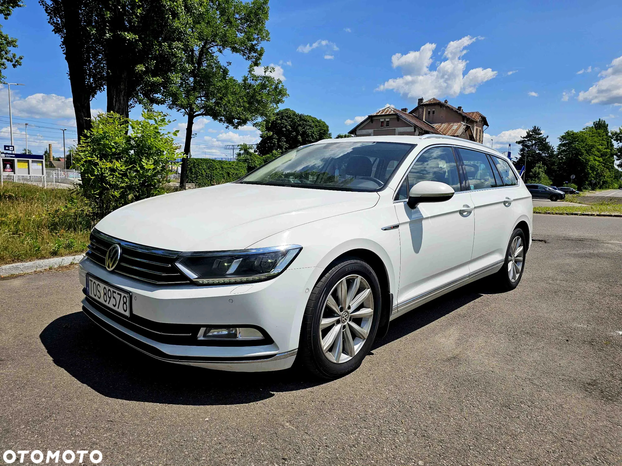 Volkswagen Passat Variant 2.0 TDI SCR 4Motion DSG Highline - 8