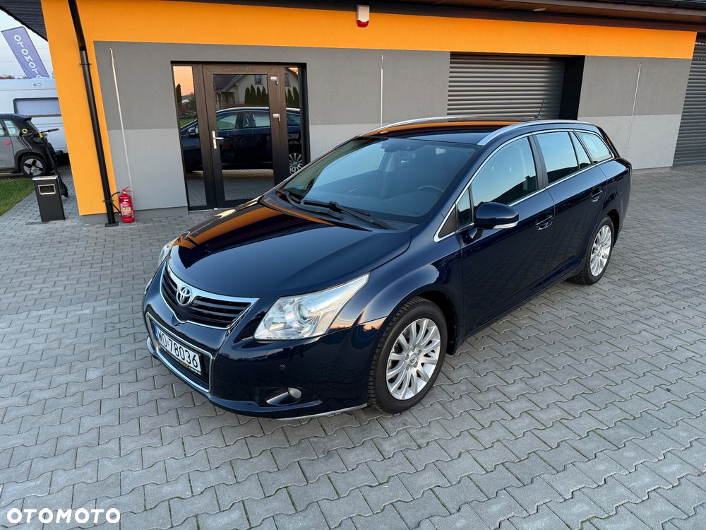 Toyota Avensis - 6