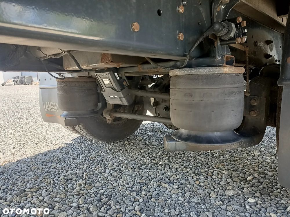 Iveco 70C18 Kontener Winda Boczne Drzwi Niski Przebieg - 23
