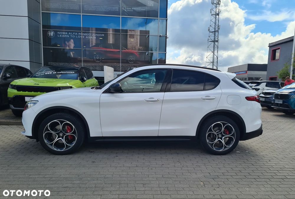 Alfa Romeo Stelvio 2.0 Turbo B-Tech Edition Q4 - 5