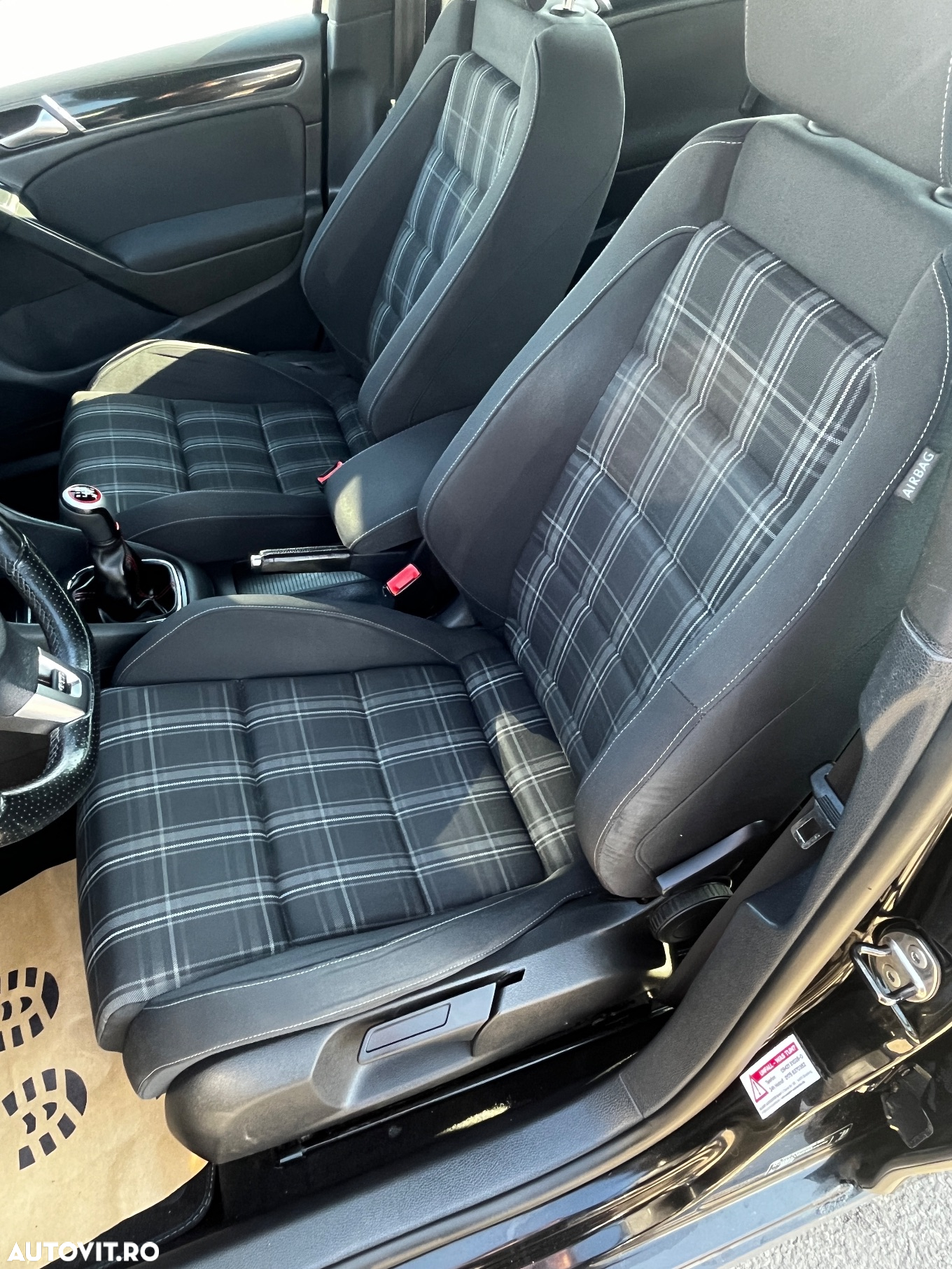Volkswagen Golf 2.0 TDI DPF GTD - 24