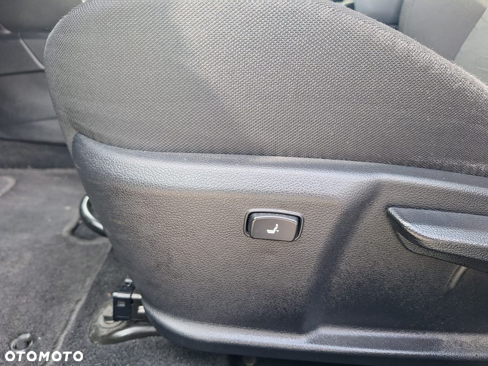 Kia Ceed 1.6 GDI Smart Plus - 24