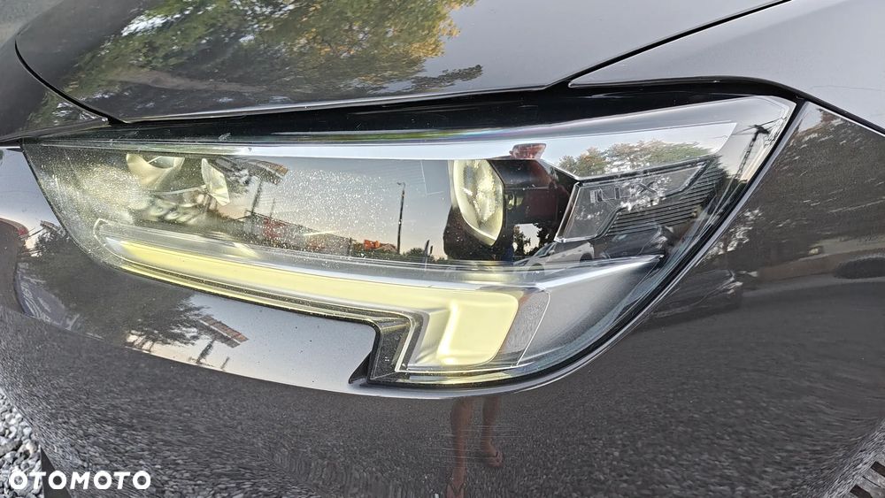 Opel Insignia - 25