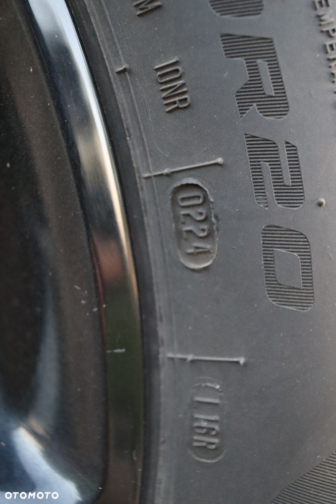 Jeep Grand Cherokee - 15