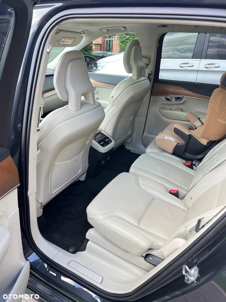 Volvo XC 90 D5 AWD Geartronic Inscription - 8