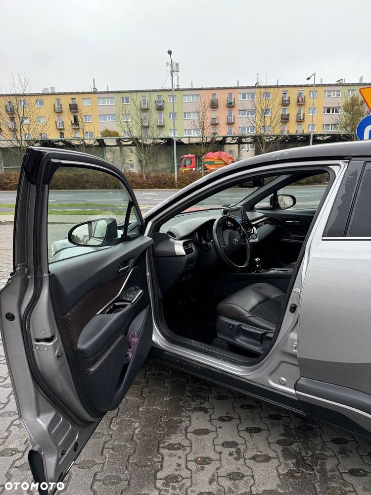 Toyota C-HR 1.8 Hybrid Prestige - 6