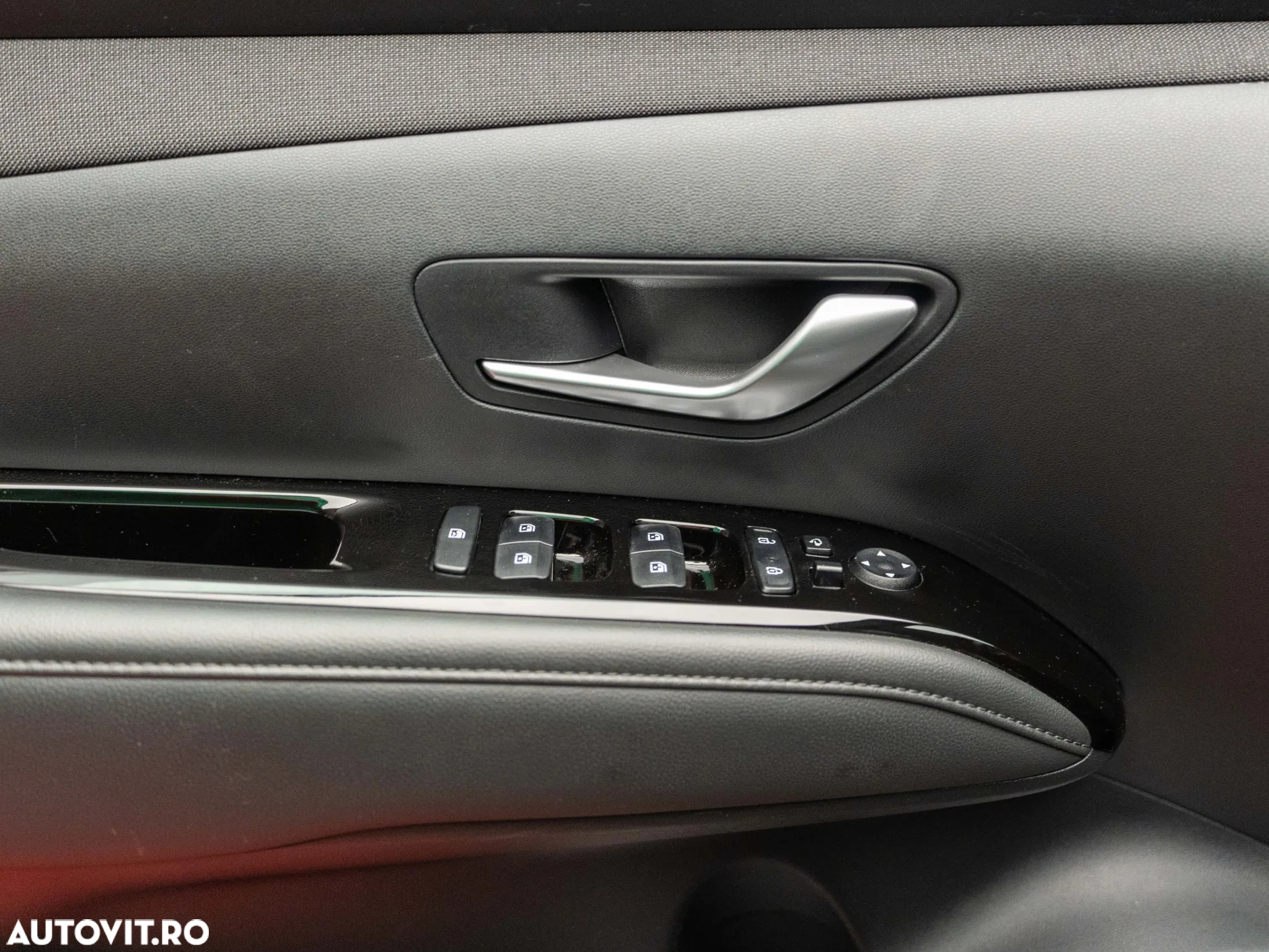 Hyundai Tucson HEV 1.6 l 230 CP 4WD 6AT Style+ - 10