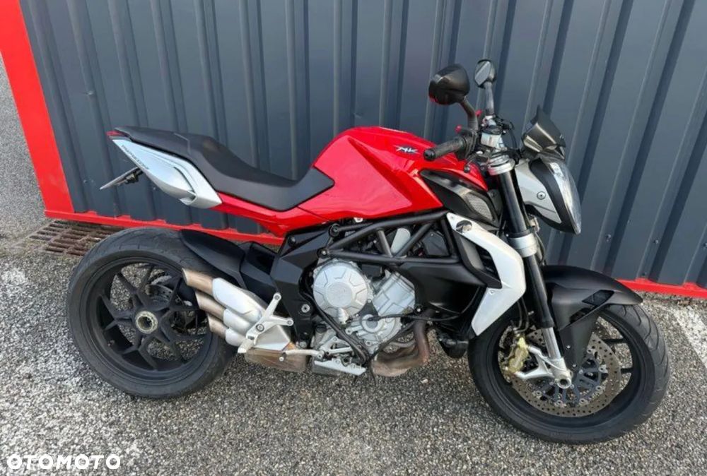 MV AGUSTA Brutale - 8