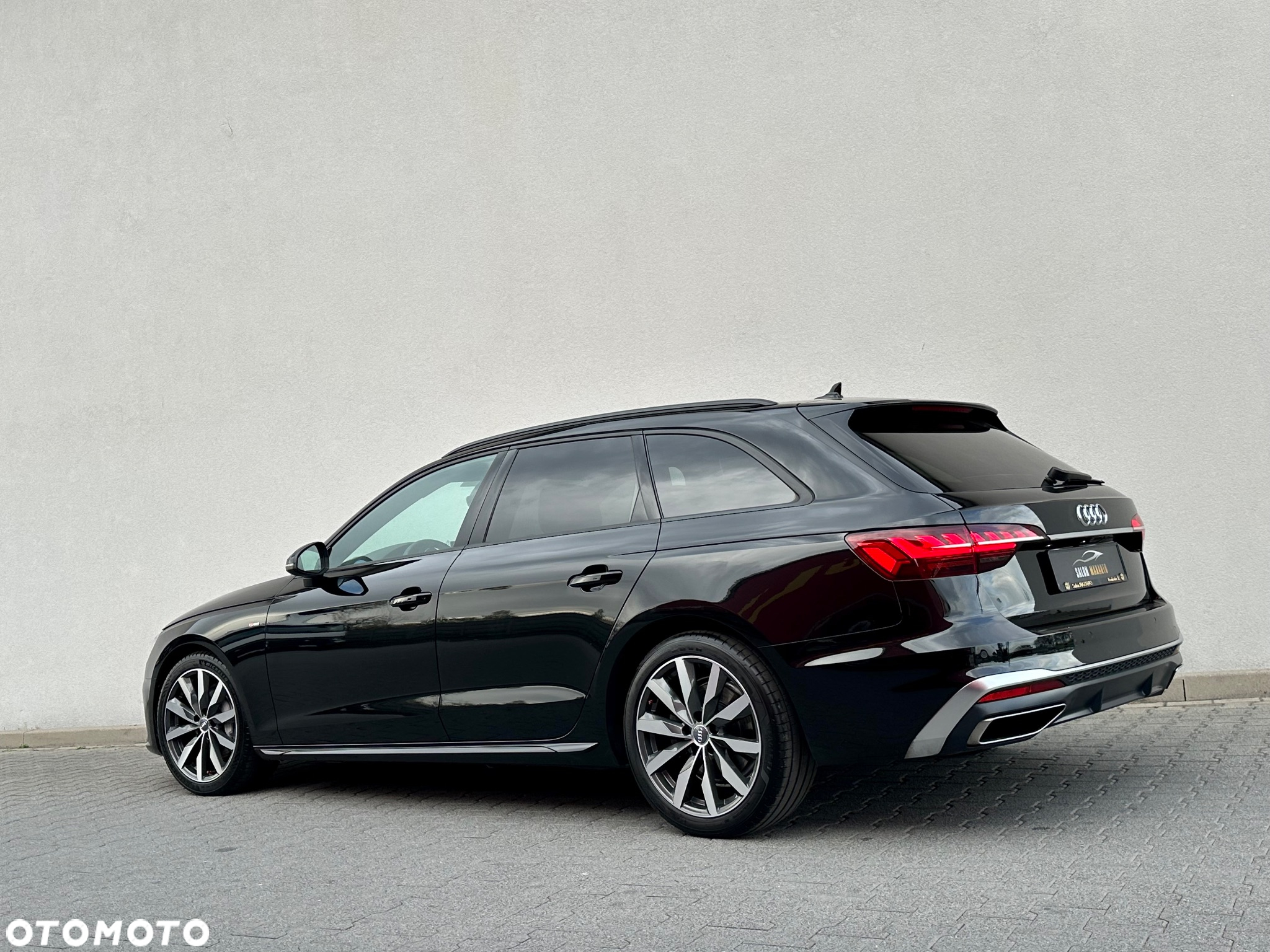 Audi A4 Avant 40 TDI S tronic S line - 9