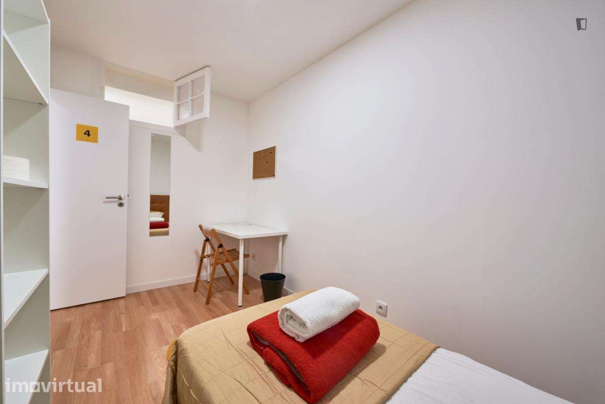 Quarto - localizado em Arroios Lisbon - Grande imagem: 4/34