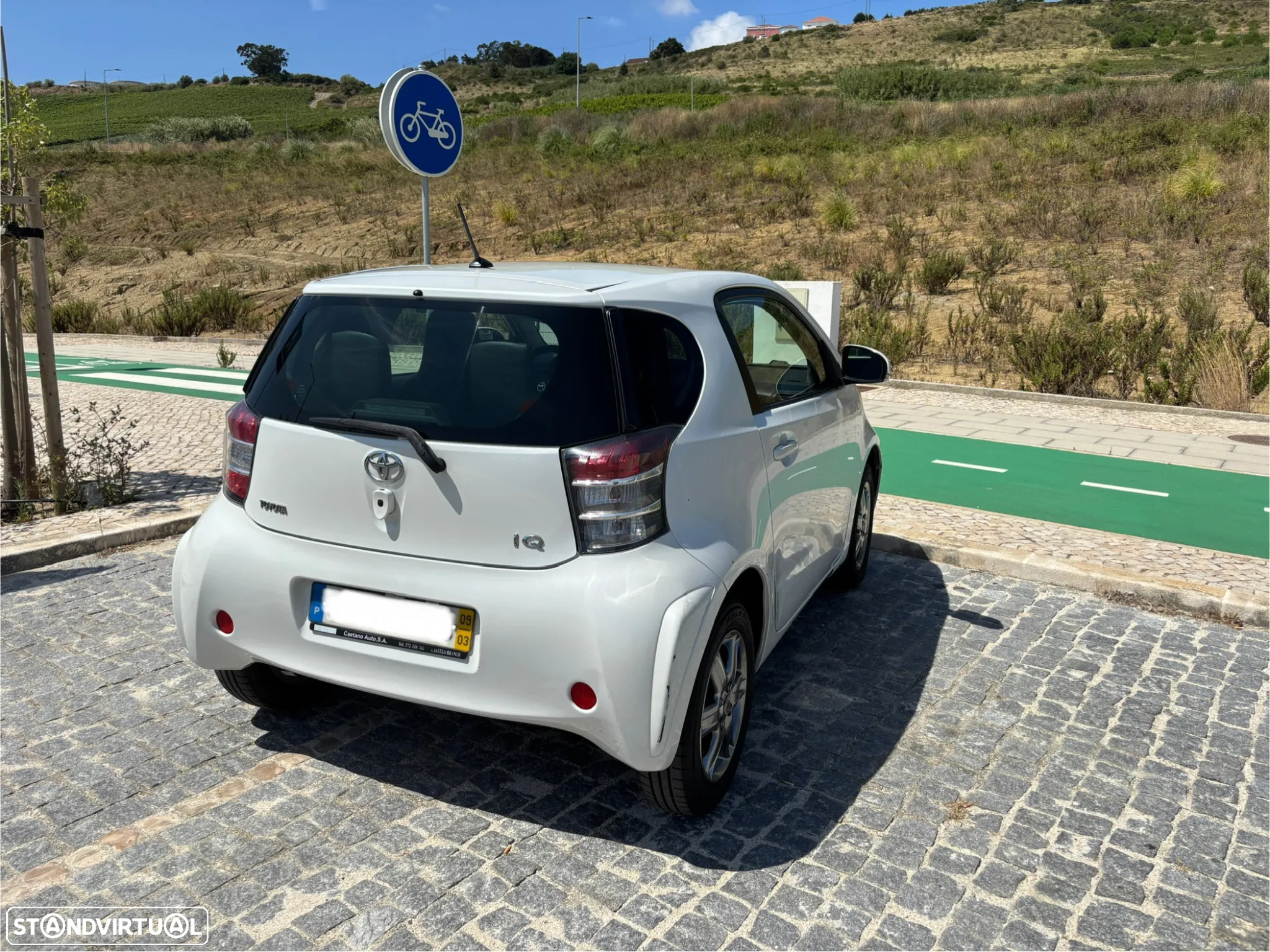 Toyota iQ 1.0 VVT-i 2 EP+NAVI+Bluetooth - 6