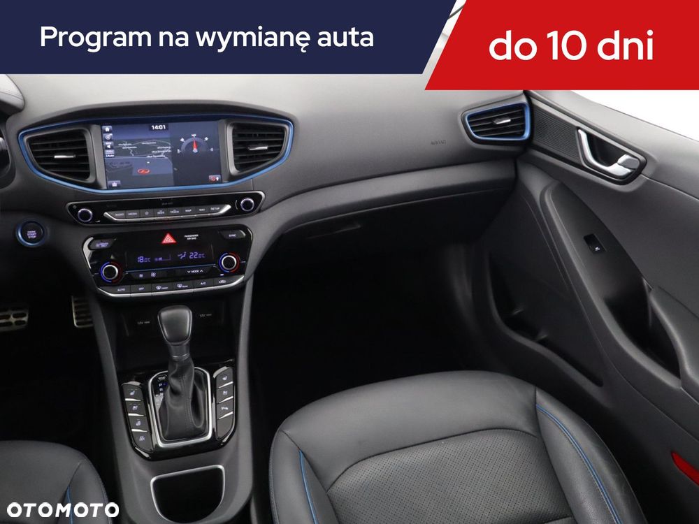 Hyundai IONIQ - 10