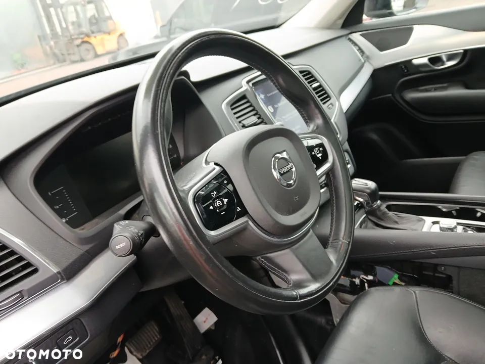 Volvo XC 90 T5 AWD Momentum 7os - 18