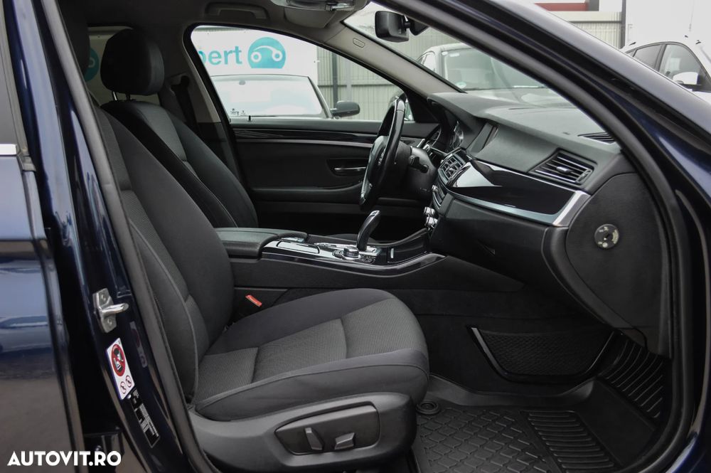 BMW Seria 5 520d Aut. Sport Line - 22