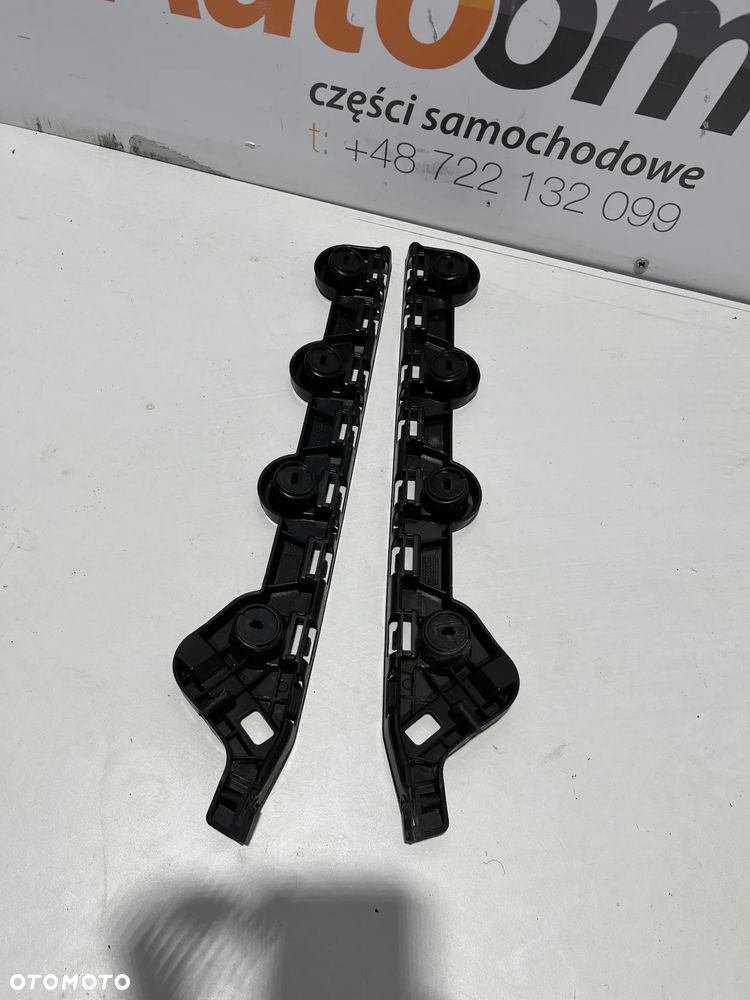 Ślizg zderzaka prawy/lewy tył SKODA OCTAVIA IV 5E7807393, 5E7807394 - 1