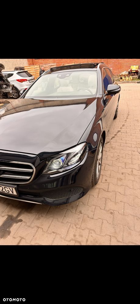 Mercedes-Benz Klasa E 220 d 9G-TRONIC - 17