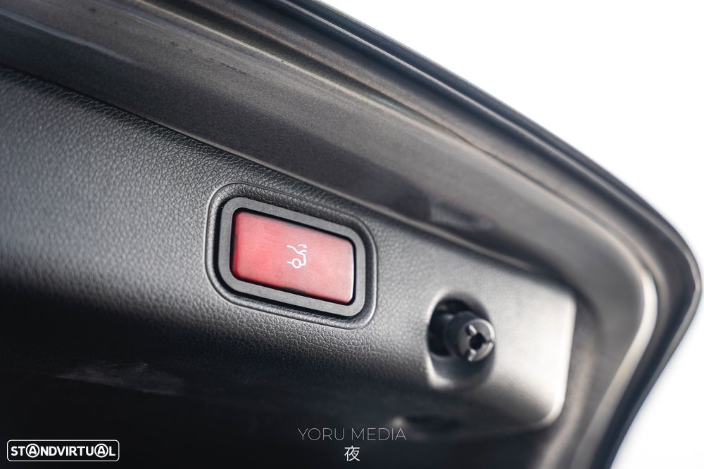 Mercedes-Benz E 63 AMG S 4Matic+ 9G-TRONIC - 20