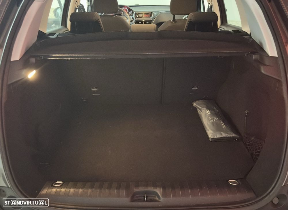 Peugeot 2008 1.2 PureTech Access - 12