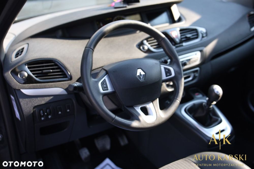 Renault Scenic - 18