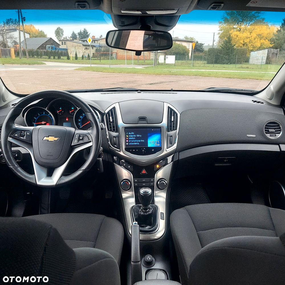 Chevrolet Cruze 1.6 LT+ - 11
