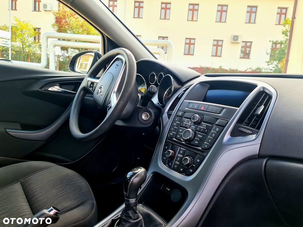 Opel Astra 1.6 Sports Tourer - 17