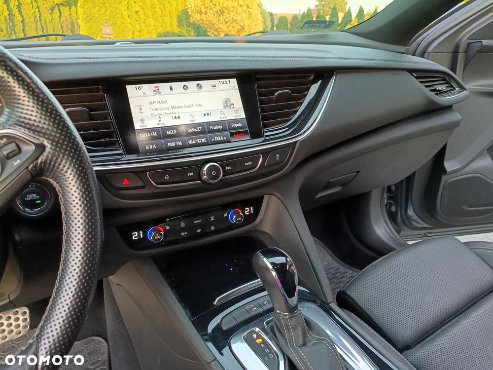 Opel Insignia - 11